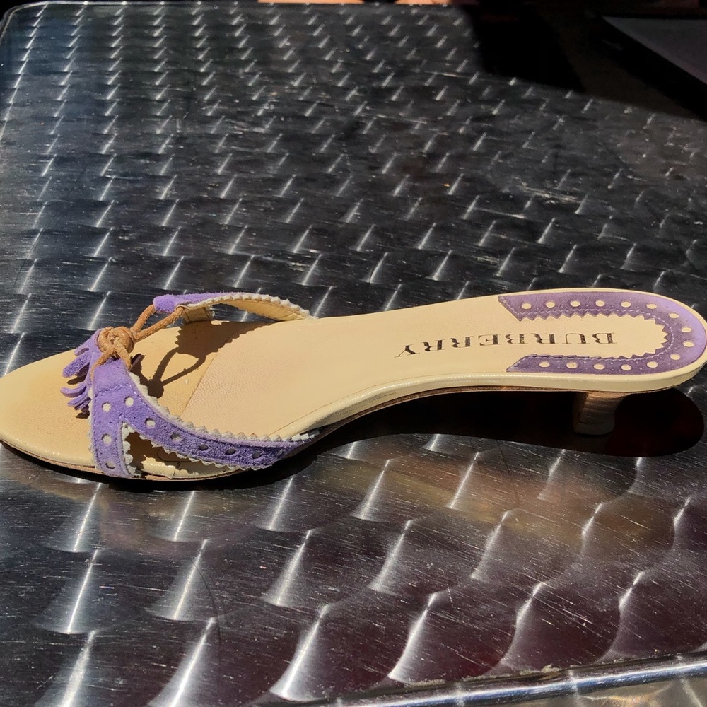 Rare Vintage Burberry Purple Kitten Heel - Picture 2 of 5